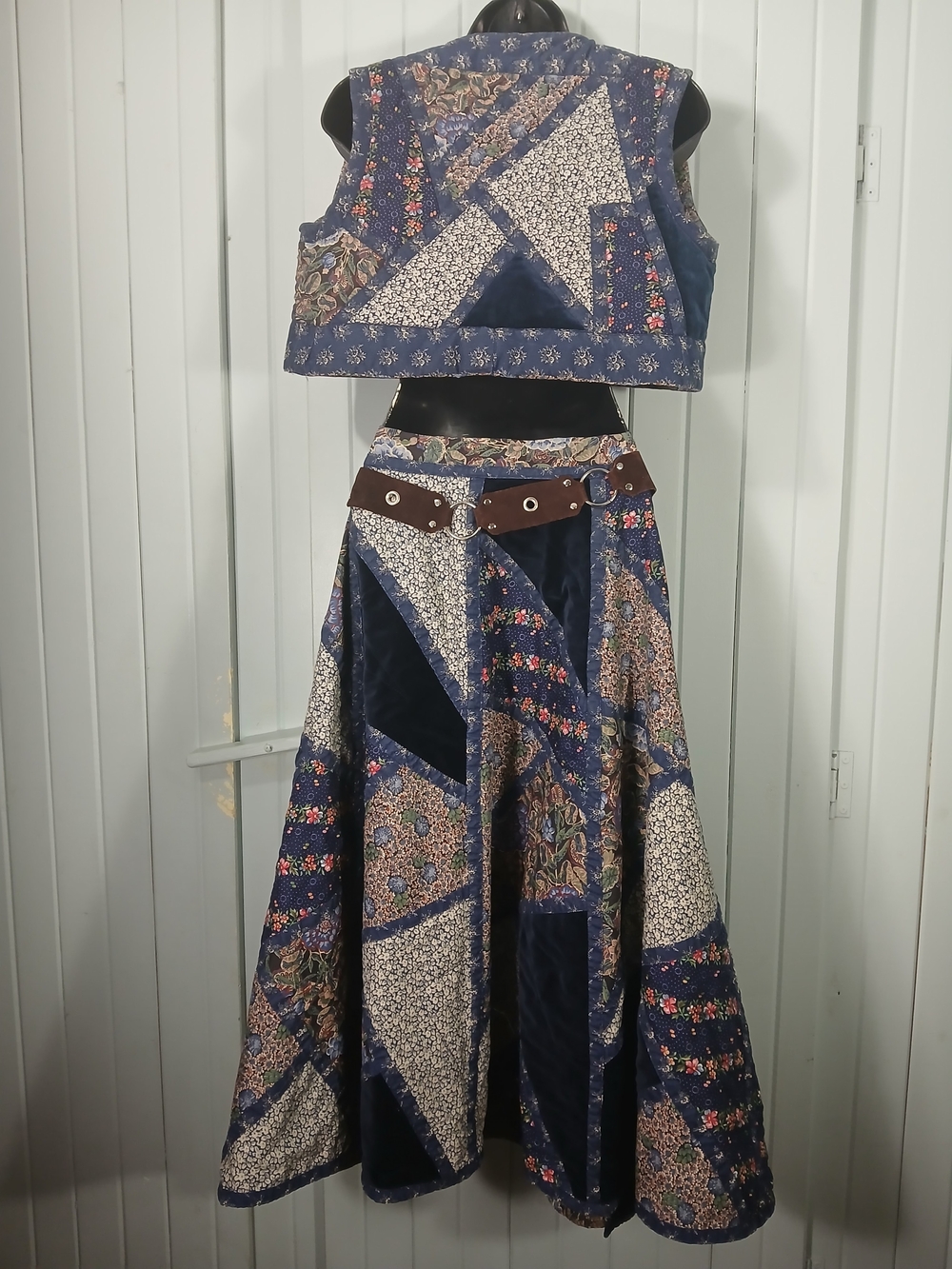 Vintage Festival Boho Patchwork Navy Floral Maxi Skirt Set with Belt - Picture 2 of 10